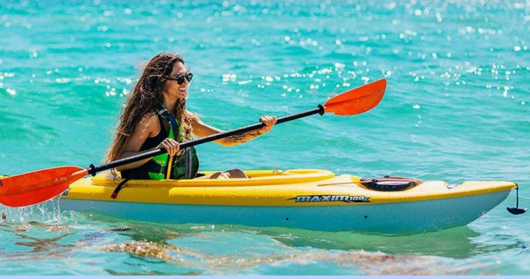 Paddleboard vs Kayak: Which is More Fun?