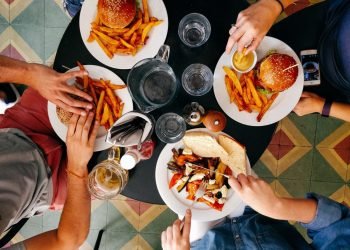 5 Tips to Grow Your Restaurant Reviews