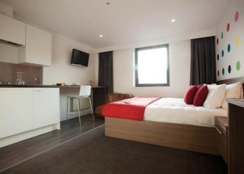 The Benefits of Moving Into Student Apartments