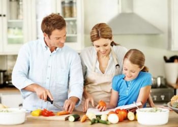 5 Effective Techniques To Get Kids Involved In Food Prep