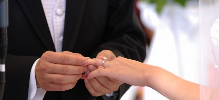 Bonds of Brentwood Shares Tips for Working With a Bespoke Jewellery Designer