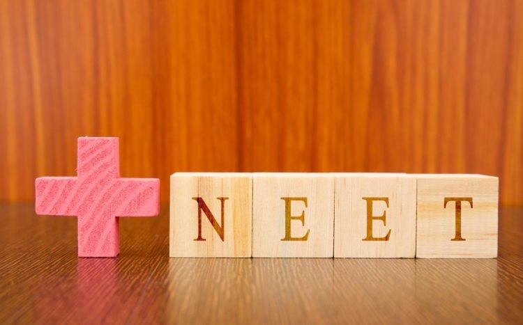 Here’s How a Long Term Coaching for NEET Can Help You Prepare Effectively