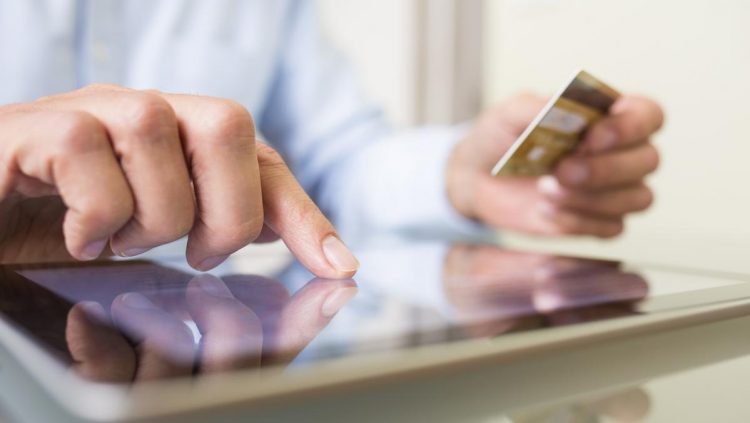 Few Considerations When Choosing Credit Cards for Grocery Shopping