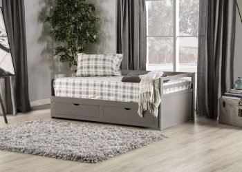 7 Home Items You Can Place in the Daybed Storage