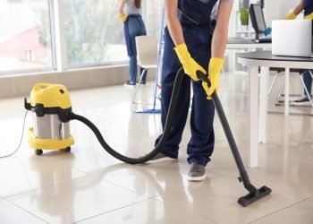 Various Types Of Cleaning Services That Professional Cleaners Provides