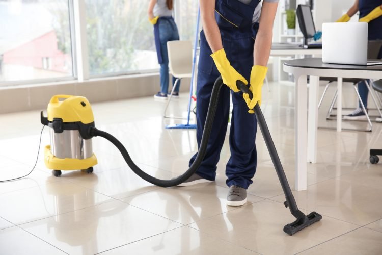 Various Types Of Cleaning Services That Professional Cleaners Provides