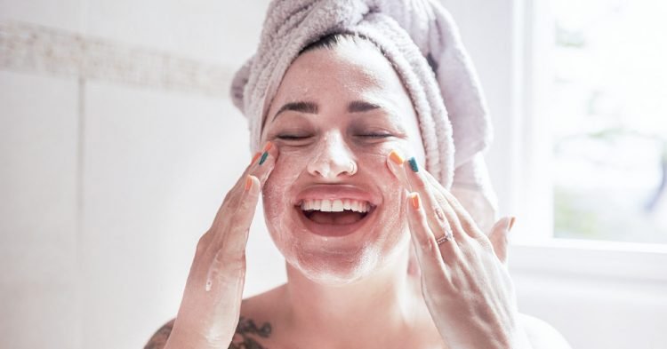 Best Daily Skincare Routine