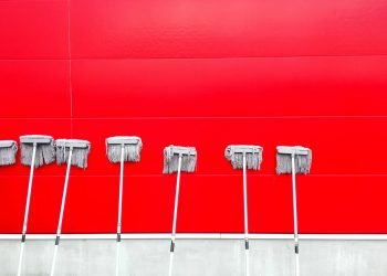 10 Reasons You Need To Invest In Regular Commercial Cleaning Now