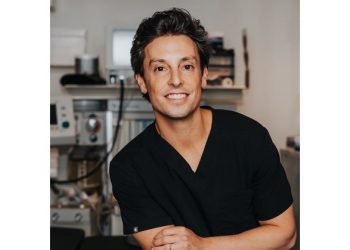 Dr. Neinstein: Advances Liposuction Safety with Novel Surgical Safety Study