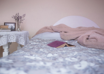 5 Ways to Transform a Bedroom Yourself