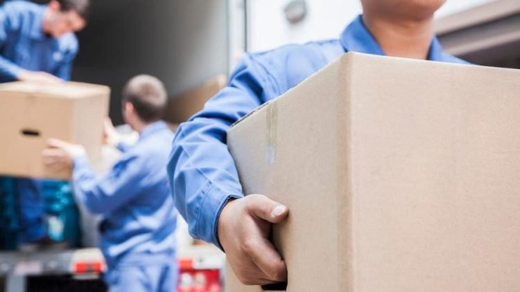 Finding and Hiring The Right Professional Moving Company for You 