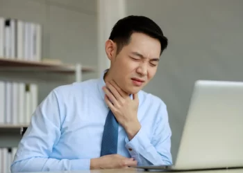 What Are the Best Essential Oils for Sore Throat?