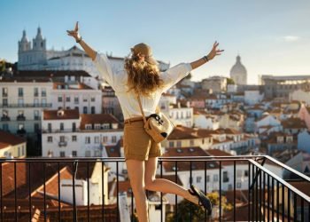 How Is It Like To Live in Europe?: Life in Greece and Portugal