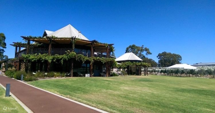 Indulge in the Ultimate Margaret River Experience with Private Tours