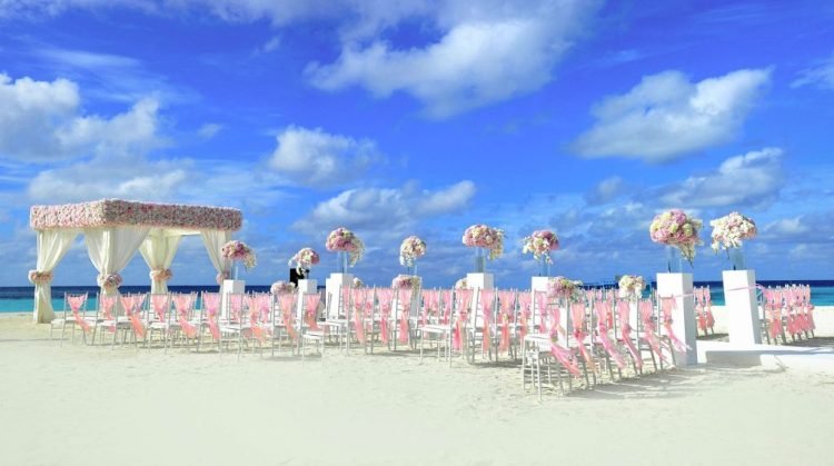 Why Opt for Destination Weddings?