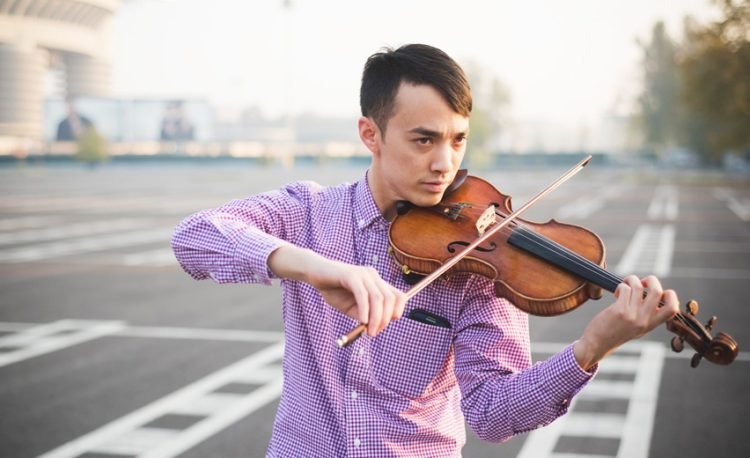 Finding the Right Violin Teacher in Singapore: A Guide for Beginners