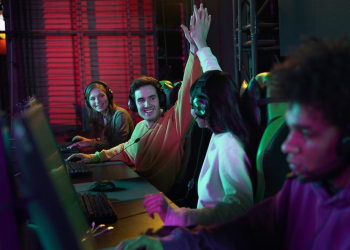 Creating and Managing a Cyber Sports Team: A Practical Guide