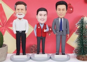 Custom Bobble Heads As Personalized Christmas Gifts