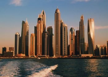 Apartment Lifestyle vs. Villa Living: Pros and Cons in the Dubai Context