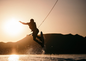 Beginner’s Guide to Wakeboarding: Mastering the Art of Riding the Wake