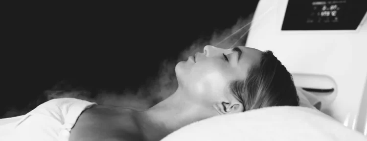 Cryotherapy Facials: A Cold Touch for a Youthful Glow