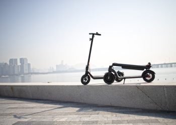 Choosing the Right Electric Scooter: A Guide for Riders with a Bit More Weight