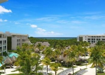 Elevate Your Passover Experience: Discover the Best Pesach Programs