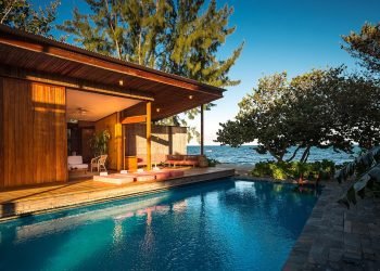 Exploring the Charm: Belize vs Tulum for Your Next Tropical Getaway