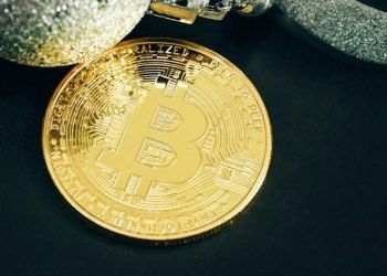 Harnessing the Power of Compound Interest in Your Investment Strategy