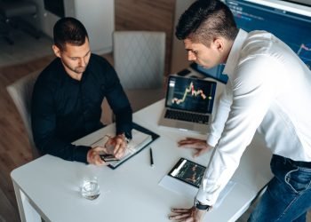 How to Choose a Reliable Broker for Trading