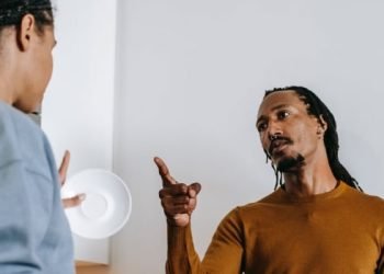 Dealing With Domestic Violence: 4 Effective Solutions