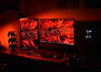 Brain-Computer Interfaces and the Future of Gaming: Immersing Your Mind in the Game