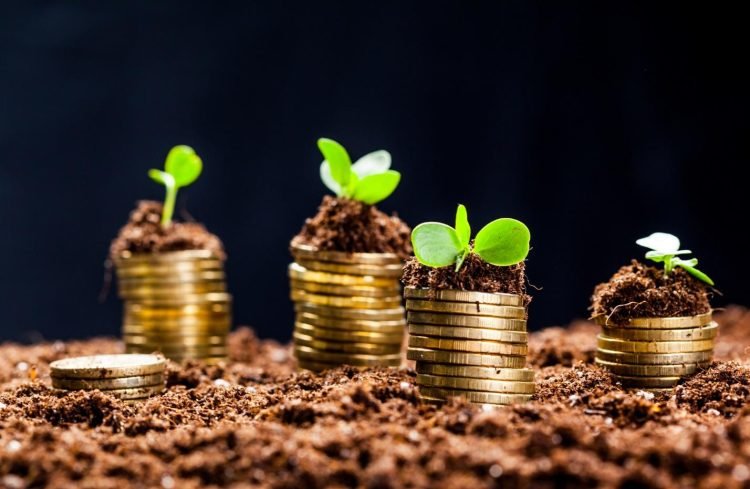 How did the War and the Economy Affect Gold Prices?