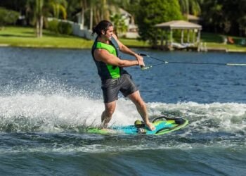 What Type of Wakeboard Should You Pick?