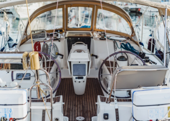 Maximizing Performance with Precision Boat Engine Maintenance