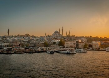 Exploring Istanbul’s Grand Hamams and Ottoman Palaces