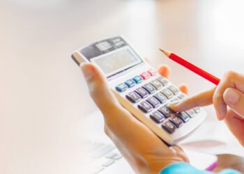 How to Get a Grip on Life Insurance with a Term Plan Calculator?