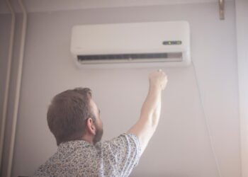 Why Commercial Air Conditioning Maintenance is Essential for Your Business