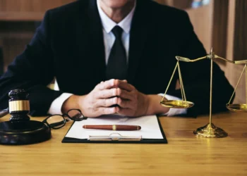 Selecting the Best Criminal Defense Attorney: A Comprehensive Guide