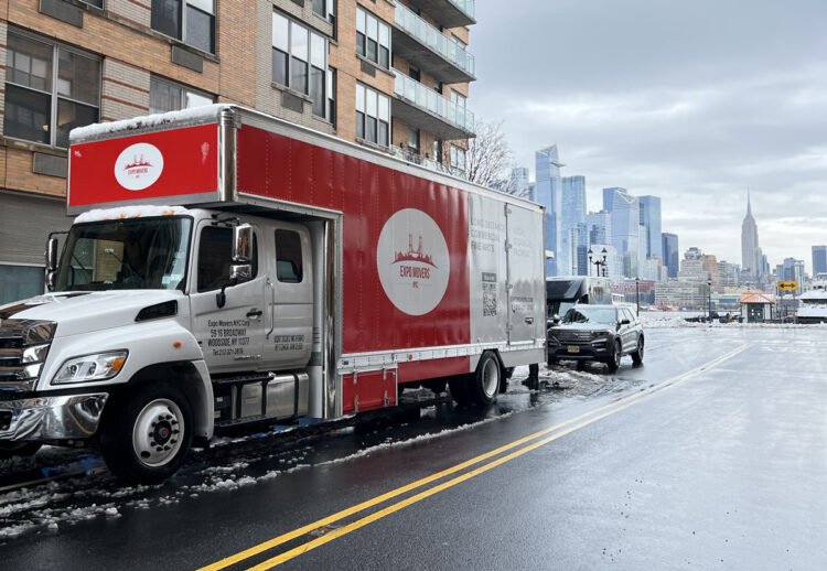 Experience Exceptional Service and Expertise with ExpoMovers