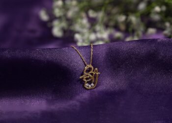 Unique Men’s Gold Pendants: The Perfect Gift for Every Man in Your Life