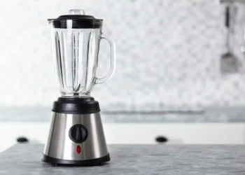 Detailed Guide On What Should You Look For When Buying A Mixer Grinder For Home