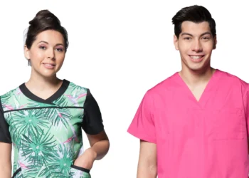 Why Choosing Pink Scrubs Is Always Beneficial 