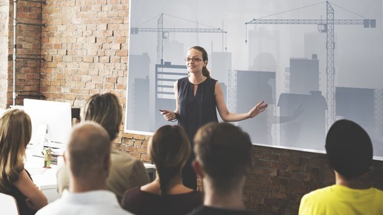 Building a Strong Financial Foundation: Essential Investment Seminars