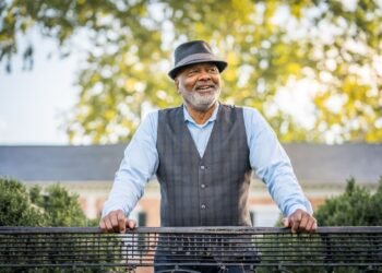 Retirement Pension Plans vs. Savings Accounts: Which is Better?