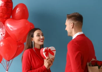 Express Your Love with These Unique Rose Day Gift Ideas