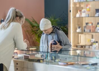The Benefits of Visiting a Licensed Cannabis Dispensary