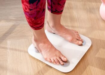 Upgrading the Basics: The Modern Bathroom Scale with Built-In Body Fat Tracking