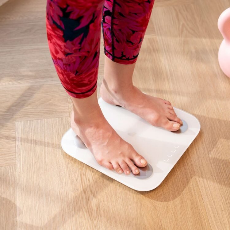 Upgrading the Basics: The Modern Bathroom Scale with Built-In Body Fat Tracking