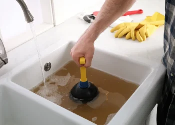 Blocked Drain Plumber Quickly Clears Clogs to Avoid Water Backups
